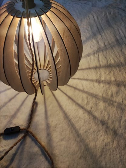 Luminaire boule allumé