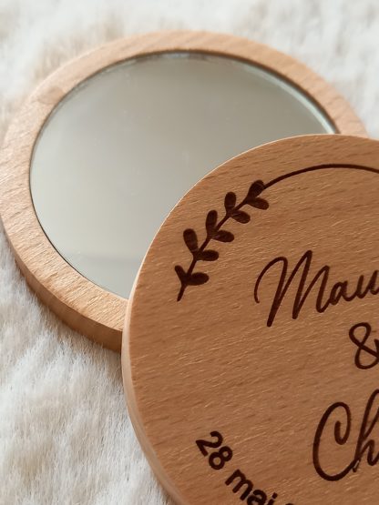 miroir de poche en bois