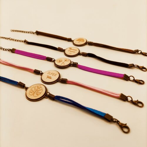 photo produit bracelet suédine