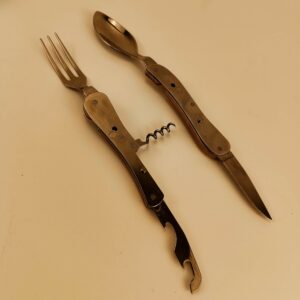 Couverts multifonctions pliants personnalisés