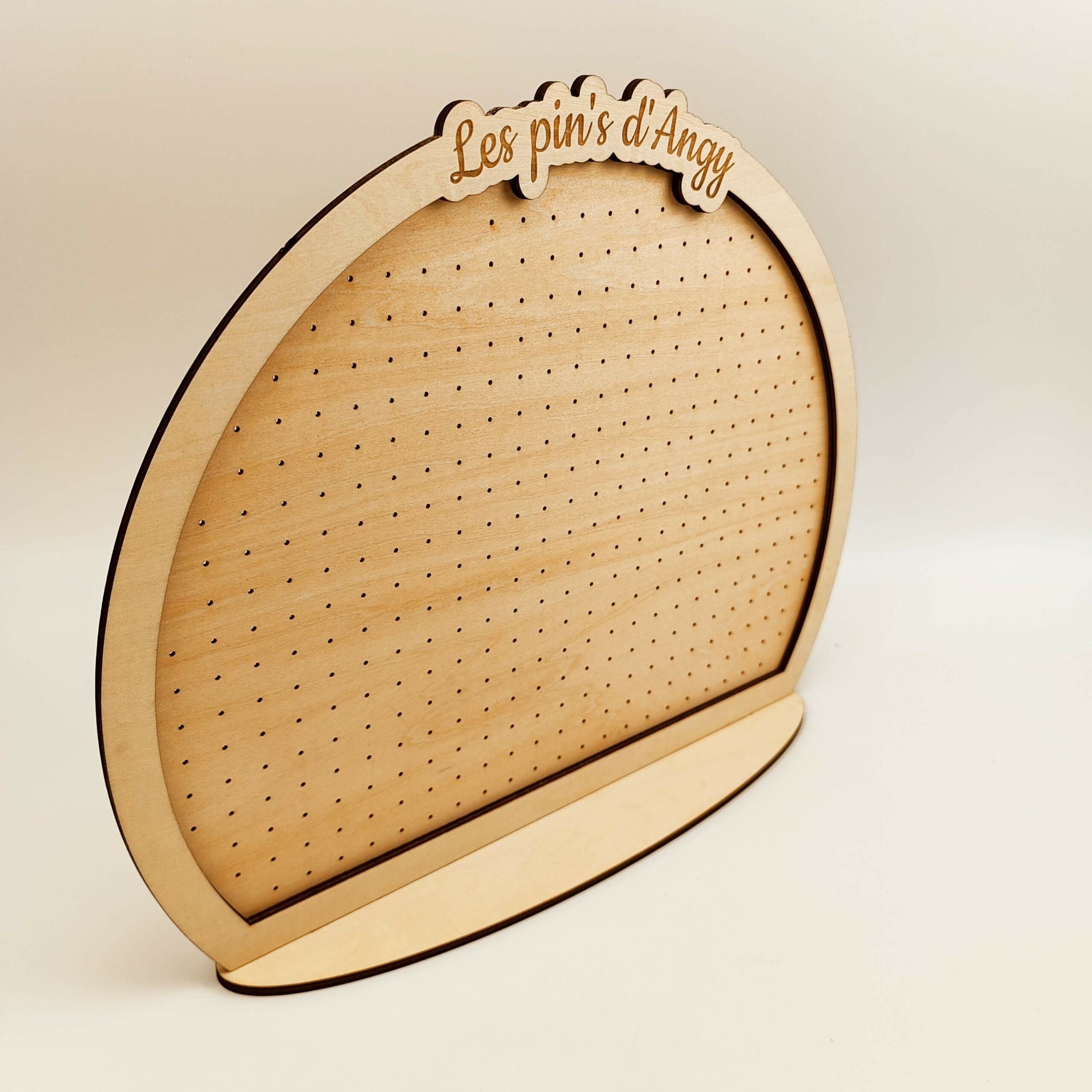 Support pins présentoir personnalisé en bois