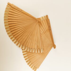 éventail en bois 1